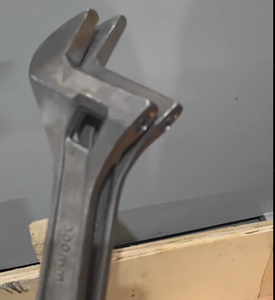 Machine-outil <span class=keywords><strong>multi</strong></span>-opérations à haute efficacité pour corps de clé à molette réglable avec serrage unique - Product Image 2