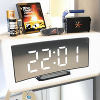 Horloge de bureau électronique moderne en gros avec affichage à aiguilles, en résine, radio et détection tactile