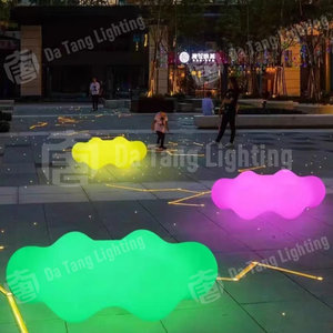 ไฟประดับตกแต่งรูปเมฆสำหรับคริสต์มาสและฮาโลวีน พร้อมไฟ LED ส่องสว่างแบบนุ่มนวล เหมาะสำหรับร้านกาแฟ ร้านบูติก และพื้นที่กลางแจ้ง - Product Image 3