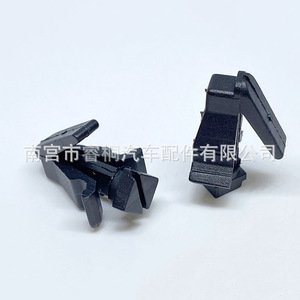 Clip de fixation de calandre avant Shuangxuan, fixation de pare-chocs 76882-0M060 pour Nissan Infiniti Qashqai - Product Image 1
