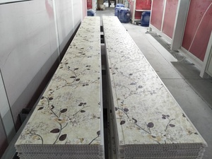 Panneau de <span class=keywords><strong>plafond</strong></span> en <span class=keywords><strong>PVC</strong></span> de Longtime Expo March 10mm d'épaisseur en Algérie pour le salon - Product Image 3