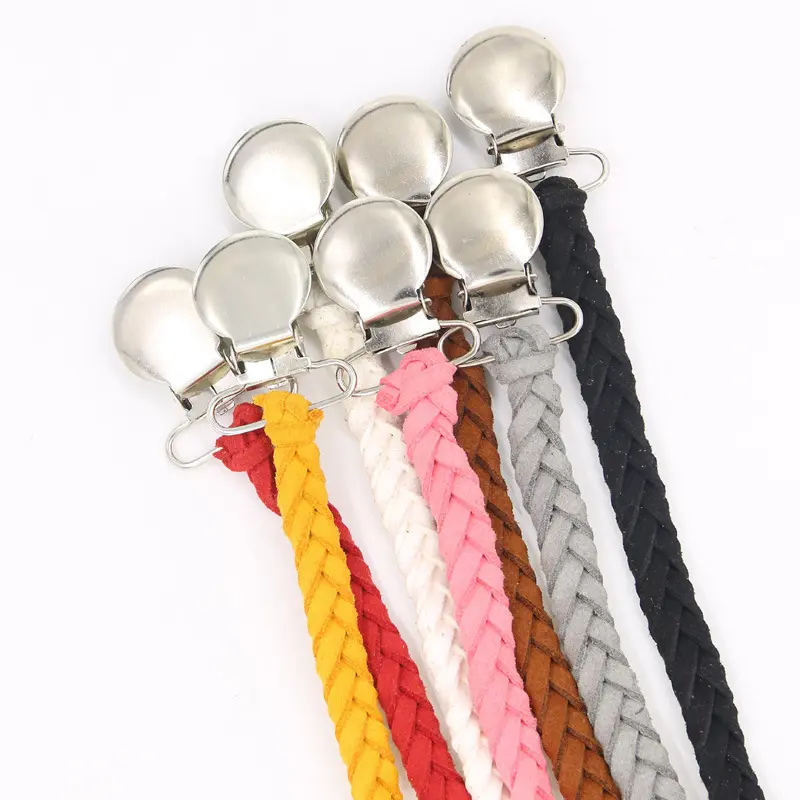 Eco-Friendly Baby Leather Pacifier Chain With Round Metal Pacifier Clips Wholesale Love Mother Baby Pacifier Chain Prevention