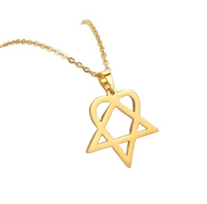 Collier pendentif cœur et étoile en acier inoxydable d'inspiration occulte ton doré en forme de couronne pour les mariages style chaîne de chandail - Product Image 1