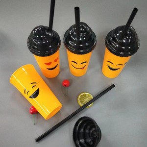 <span class=keywords><strong>Pas</strong></span> <span class=keywords><strong>cher</strong></span> 700ml crème glacée d'été drôle en forme de gobelets à boire froids enfants expression mignonne tasse en forme de crème glacée avec des formes différentes - Product Image 4