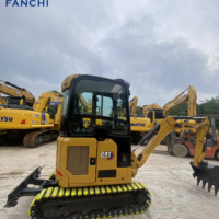 CAT302 Mini excavatrice d'occasion de petite taille Caractéristiques d'utilisation à domicile Excellente configuration des performances Faible durée de fonctionnement Vente à chaud