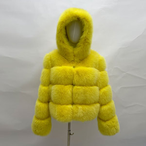 Giacca di pelliccia da <span class=keywords><strong>donna</strong></span> di alta qualità con cappuccio invernale con stile corto stile personalizzabile di colore <span class=keywords><strong>giallo</strong></span> - Product Image 2