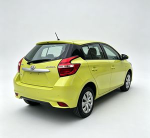 Offre Spéciale 2016 Toyota YARIS L Zhixuan 1.5E CVT Glamour 1.5L LHD, Voiture d'occasion 5 places à hayon, Économie de <span class=keywords><strong>carburant</strong></span>, pour l'exportation - Product Image 4