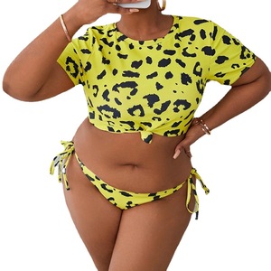 Fat girl deals in tiny bikini