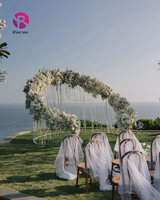 Décoration de fond haut de gamme pour fêtes, installation florale en forme d'arc, arche métallique pour scène de mariage intérieure et décoration de lieux événementiels