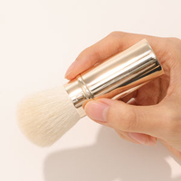 Cheveux naturels en poudre rétractable de qualité pour le maquillage du visage manche en métal utilisé pour la brosse de bronzage de fond de teint