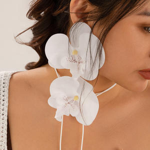 Boucles d'oreilles orchidée Bijoux Grande Fleur Collier Ras Du Cou - Product Image 6