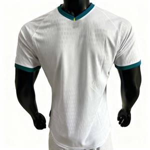 Maillot de football personnalisé OEM léger en mesh, nouveau design, sublimation, maillot de supporter vierge, séchage rapide, imprimé, pour homme - Product Image 5
