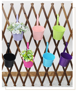 Supporti per vasi <span class=keywords><strong>da</strong></span> fiori <span class=keywords><strong>in</strong></span> metallo staccabili P59 per recinzioni <span class=keywords><strong>da</strong></span> giardino, ringhiere e fioriere a secchiello <span class=keywords><strong>da</strong></span> appendere per balconi - Product Image 6