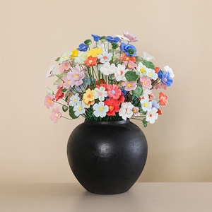 Flores Pequeñas de Cerámica Plástica, Hechas a Mano con Técnica de Pinzado a Alta Temperatura, Creativas, Eternas, Simples, Pintadas - Product Image 1
