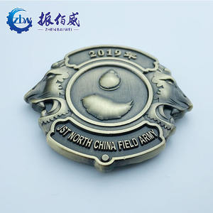 Alta calidad Internacional de Clubes de Leones de 3D oro antiguo coche insignia de metal - Product Image 5