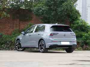 Nuevo Modelo 2026 Volkswagen <span class=keywords><strong>Golf</strong></span> 300TSI <span class=keywords><strong>R</strong></span>-Line Equipamiento Completo 5 Puertas 5 Asientos Hatchback Auto Compacto <span class=keywords><strong>Golf</strong></span> de Gasolina - Product Image 4
