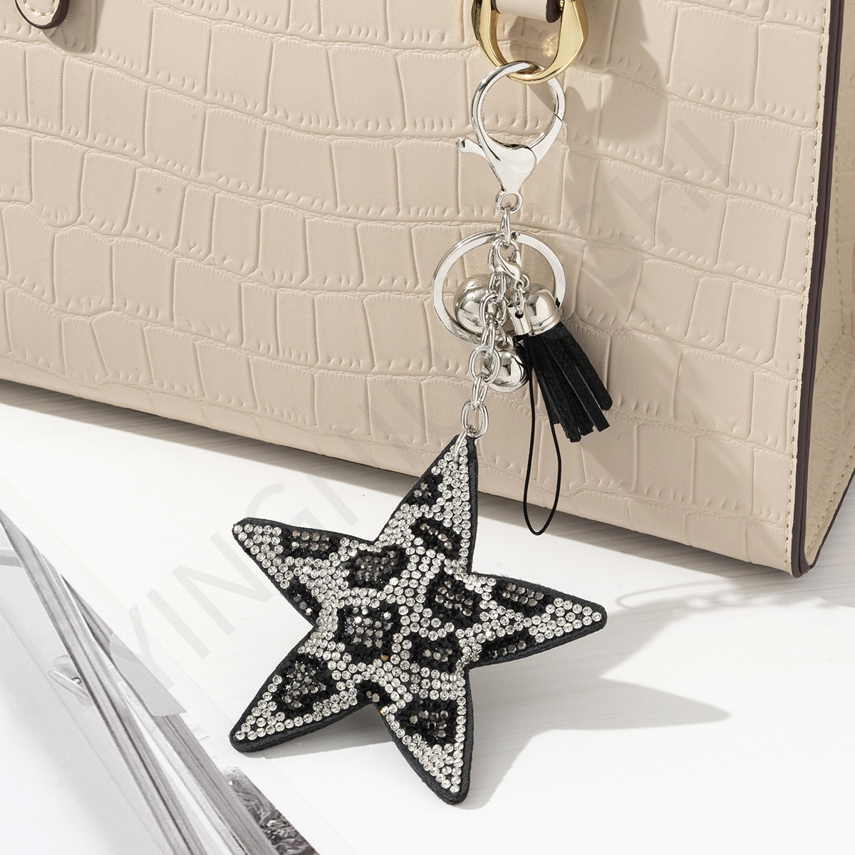 Cartone animato palloncino cane coppia portachiavi portachiavi donna uomo nuovo Bling carino borsa per animali porta auto Airpods scatola ciondolo gioielli amico regalo