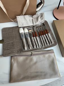 Nuevo Set de 10 Brochas de Maquillaje 2026 con Estuche de Viaje, Brochas Suaves para Rubor, Cejas, Contorno y Labios, Personalización de Marca Privada - Product Image 2