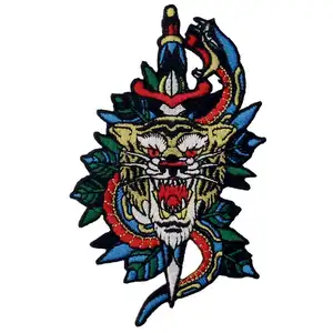 Snake Tiger and Dagger Applique Badge Iron On Sew On Badge ricamo Patch ricamata