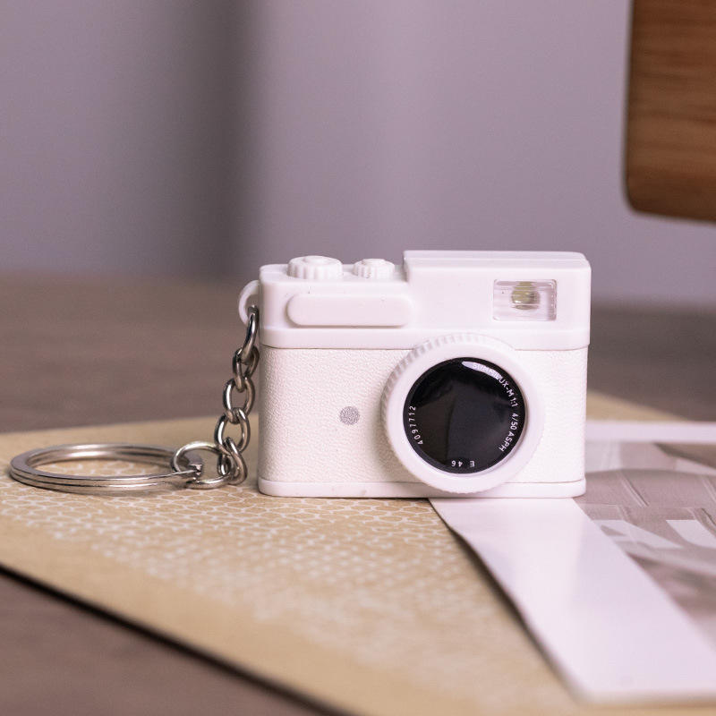 011Blanc avec anneau plat