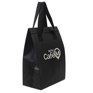 Black Cheap Non Woven Disposable Cooler Bag Takeaway Cold Hot Drinks Coffee Delivery Thermal Insulated Letter Pattern - Product Image 3