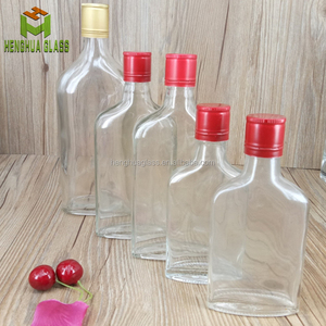 Trong Kho <span class=keywords><strong>125Ml</strong></span> 250Ml 500Ml Flask Chai Thủy Tinh 4Oz 8Oz 16Oz Phẳng Thủy Tinh Rượu Chai Whiskey <span class=keywords><strong>Vodka</strong></span> Gin Rum Chai Với Vít Cap - Product Image 3