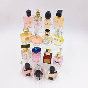 Mini Parfum de Luxe Portable pour Femme, Ensemble de Voyage Longue Durée 30ml, Spray Floral & Fruité Style Arabe, Vente en Gros - Product Image 6