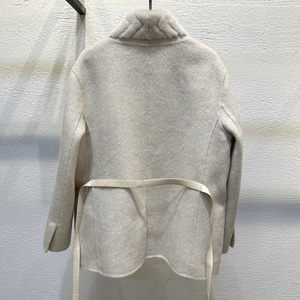 Abrigos de lana de estilo medio de invierno al por mayor, abrigo de Cachemira de lujo para mujer con Cuello de piel de visón real - Product Image 2