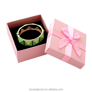 Petit tiroir cadeau boîtes à glissière en papier Bagues Boucles d'oreilles Lunettes de lunettes Nettoyage Spray Bijou Bracelet Emballage Boîtes rouges - Product Image 6