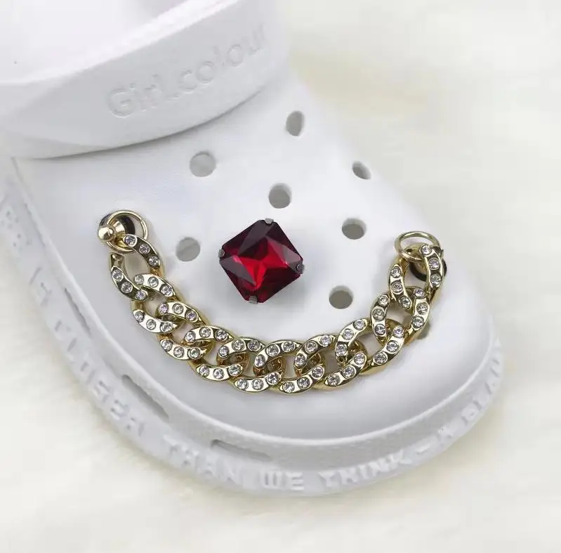 Hot selling diamond set acrylic chain beach shoes decorative buckle CROC accessories DIY toe chain