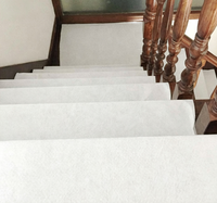 Rouleau de protection de sol en polyester auto-adhésif, tapis de protection jetable pour la construction, la rénovation de maisons et la protection des escaliers
