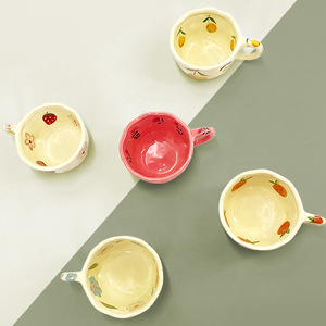 Tasses à café en céramique moulées à la main, mugs créatifs, tasses à petit-déjeuner aux fraises, tasses à jus et à lait - Product Image 2