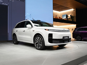 <span class=keywords><strong>รถ</strong></span>ยนต์ SUV ไฮบริดสุดหรู รุ่นใหม่ ปี 2025 ลีดเดอร์-อิเดียล L6 พลังงานใหม่จากจีน เป็นมิตรกับสิ่งแวดล้อม ขับเคลื่อน 4 ล้อ - Product Image 1