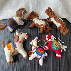 Figurine de poney en feutre super mignonne et populaire pour pendentif, sac, <span class=keywords><strong>porte</strong></span>-clés - Product Image 1