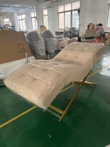 Modern Luxury Velvet Beauty Salon Curved Lash Bed Facial Beauty Massage <b>Table</b> Bed - Product Image 5