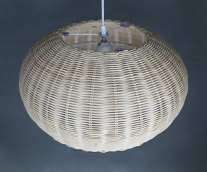 Abat-jour suspendu en rotin écologique fait à la main style design du milieu du siècle pour la décoration de la maison fabriqué au Vietnam - Product Image 3