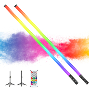 Lot de 2 lampes de fête LED RGB portables sans fil avec batterie 5000 mAh, télécommande via application, angle de faisceau de 270°, température de couleur réglable 1.6B - Product Image 1