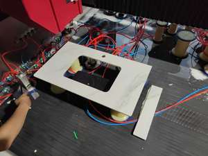 <span class=keywords><strong>Machine</strong></span> CNC automatique HMI ATC pour <span class=keywords><strong>le</strong></span> découpage, <span class=keywords><strong>le</strong></span> meulage des bords et <span class=keywords><strong>le</strong></span> polissage de <span class=keywords><strong>verre</strong></span> et de pierre, puissance du brocheur 11KW, garantie 1 an - Product Image 3