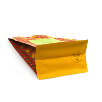 Sachet de café à fond plat personnalisé avec valve de dégazage et fermeture éclair déchirable pour grains de café torréfiés et café moulu
