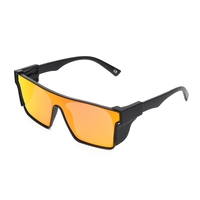 Vente en gros de lunettes de soleil à écran latéral design tendance anti-corrosion par revêtement d'eau de mer lunettes de soleil de voyage pour la plage