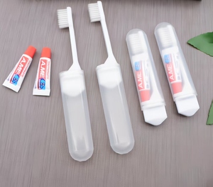 Brosse à dents de voyage avec <span class=keywords><strong>dentifrice</strong></span>, brosse à dents et <span class=keywords><strong>dentifrice</strong></span> pliables pour hôtels, <span class=keywords><strong>mini</strong></span> brosse à dents et <span class=keywords><strong>dentifrice</strong></span> avec boîte - Product Image 1