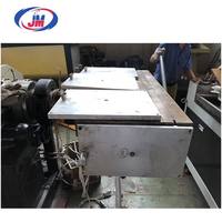 Machine d'extrusion de panneaux muraux en plastique à vis simple à haute productivité automatique, contrôle PLC pour profilés