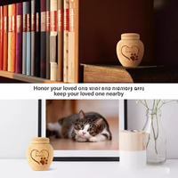 Mini Urne Funéraire Artisanale en Bambou Écologique et Durable, Gravée Motif Patte, pour Cendres de Chiens et Chats, Souvenir Commémoratif pour Animaux de Compagnie