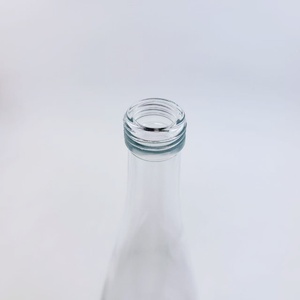 <span class=keywords><strong>Bottiglia</strong></span> d'Acqua in Cristallo Personalizzata 750ml, <span class=keywords><strong>Bottiglia</strong></span> in Vetro Trasparente con Tappo a Vite per Hotel e Ristoranti - Product Image 3