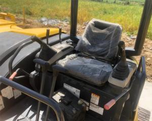 Miniexcavadora Hidráulica Usada Komatsu PC40 de 4 Toneladas, Excavadora de Orugas Caterpillar a Bajo Precio, en Stock - Product Image 6