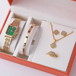 <span class=keywords><strong>Montre</strong></span>-<span class=keywords><strong>bracelet</strong></span> à quartz pour femme, cadran à aiguilles chronographe, motif de <span class=keywords><strong>lotus</strong></span> imprimé, <span class=keywords><strong>bracelet</strong></span> en alliage carré, nouvelle mode, charme professionnel - Product Image 6