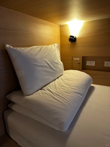 Whole Wooden Capsule Hotel <b>Bed</b> With in Socket Stair <b>LED</b> Light Bunk Youth Hostel Bunk <b>Beds</b> for Hostel - Product Image 5