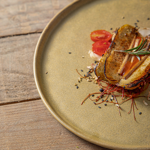 Platos de Porcelana Rústicos Personalizados con Logotipo para Catering y Restaurantes, Platos Retro con Motas Pigmentadas, Platos para Hornear Marrones, Plato Plano para Pizza - Product Image 5