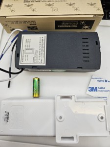 عدة تحكم عن بعد لمصباح مروحة السقف العالمي 110-240 فولت مفتاح تحكم في التوقيت لاسلكي قابل للتعديل سرعة الرياح المرسل والاستقبال - Product Image 3