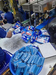 Détergent à <span class=keywords><strong>lessive</strong></span> personnalisé en usine haute mousse basse densité <span class=keywords><strong>lessive</strong></span> naturelle organique de qualité supérieure - Product Image 3